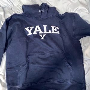 Yale sweatshirt